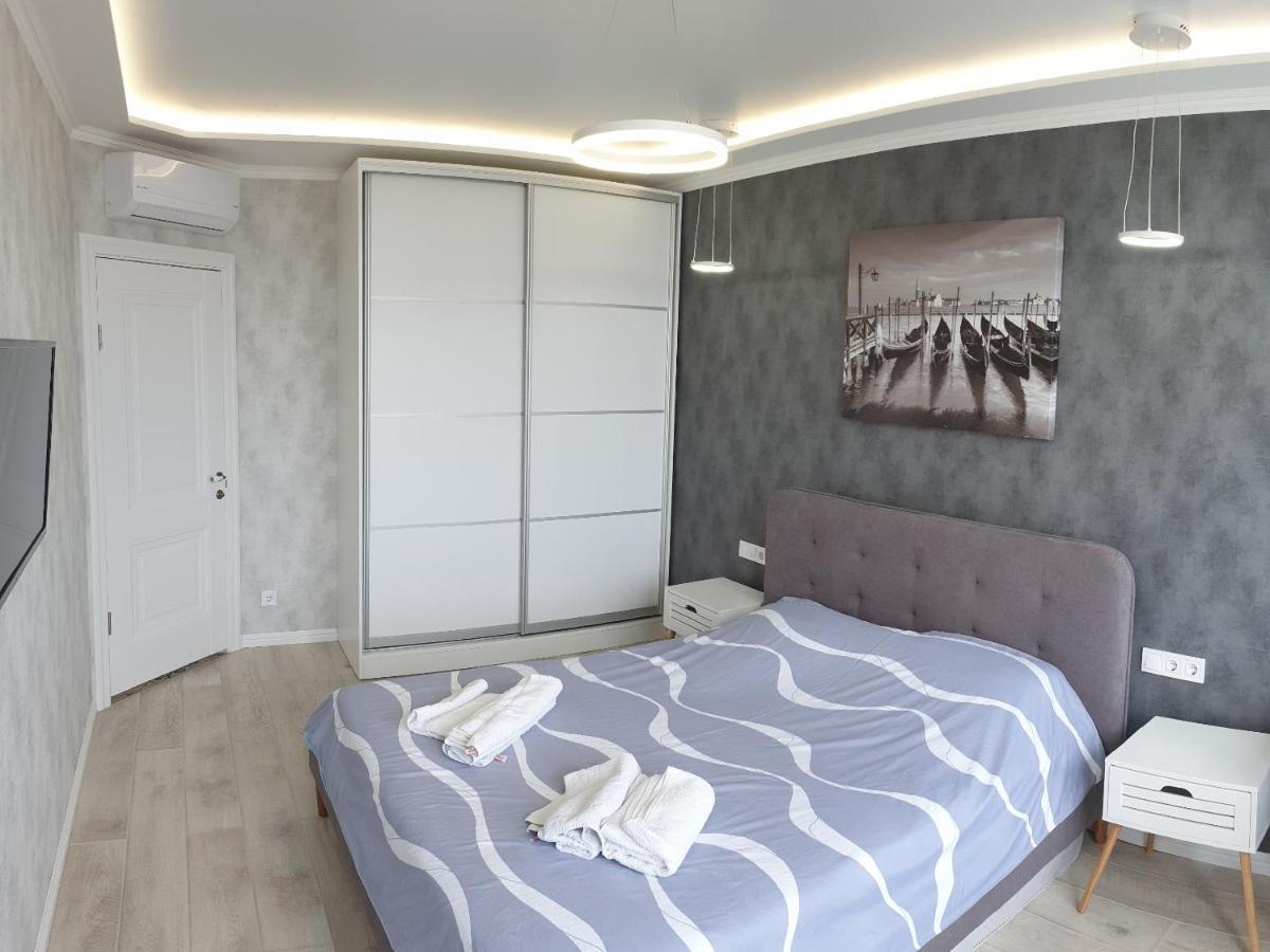 Apartment Sky 24 Floor In Centre Odessa Esterno foto