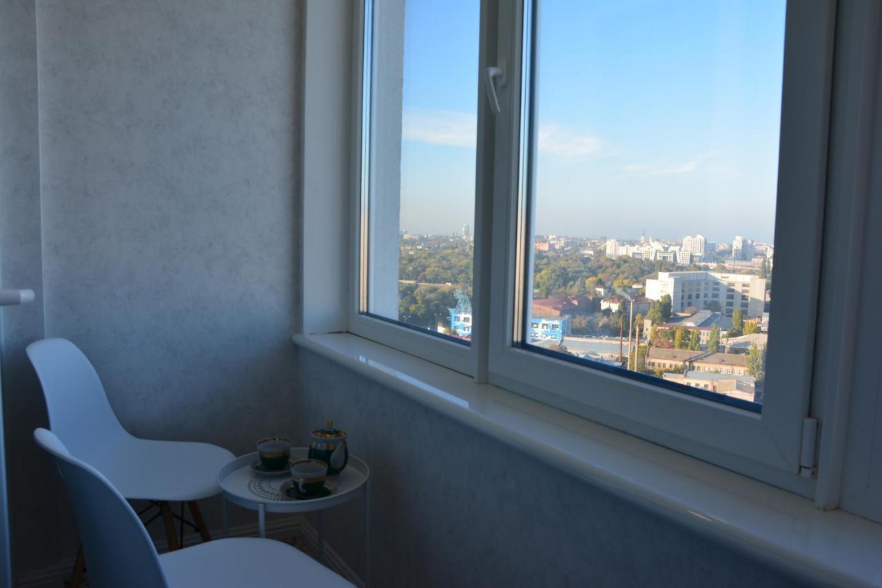 Apartment Sky 24 Floor In Centre Odessa Esterno foto